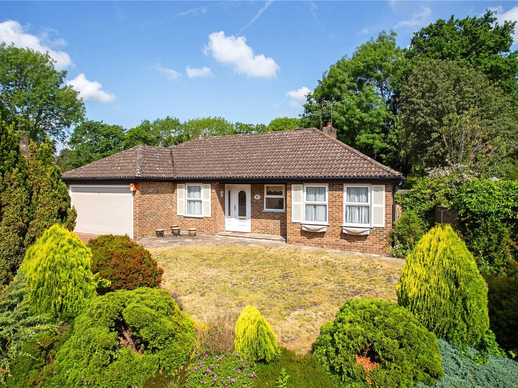 3 bed bungalow for sale in Parkside Place, East Horsley, Leatherhead