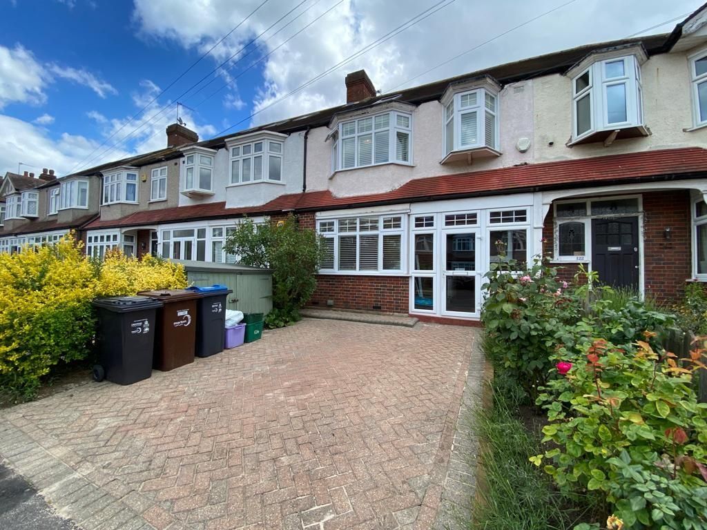 4 bed terraced house for sale in Westway, London SW20 Zoopla