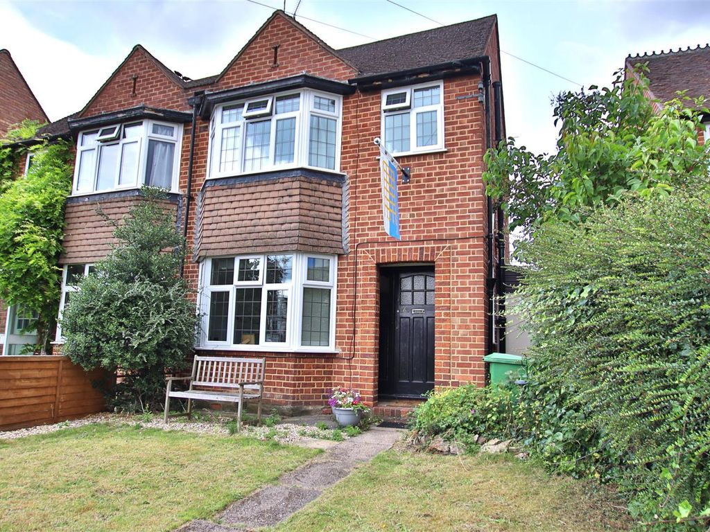 3 bed semidetached house for sale in Bredon Road, Tewkesbury GL20 Zoopla