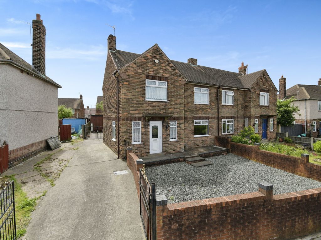 3 bed semidetached house for sale in Elm Tree Avenue, Mansfield
