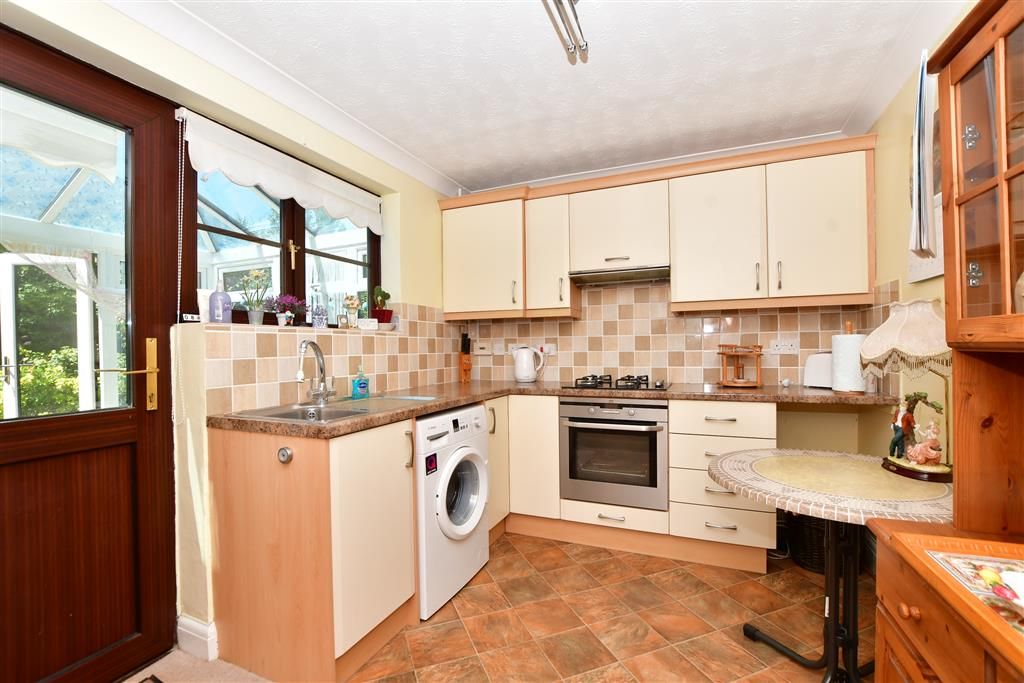 2 bed semidetached house for sale in Toby Gardens, Hadlow, Tonbridge