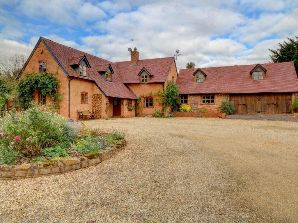 Property Details For Clover Cottage Comhampton Dunhampton