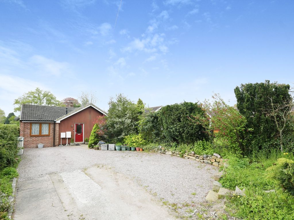 3 bed bungalow for sale in Station New Road, Old Tupton, Chesterfield