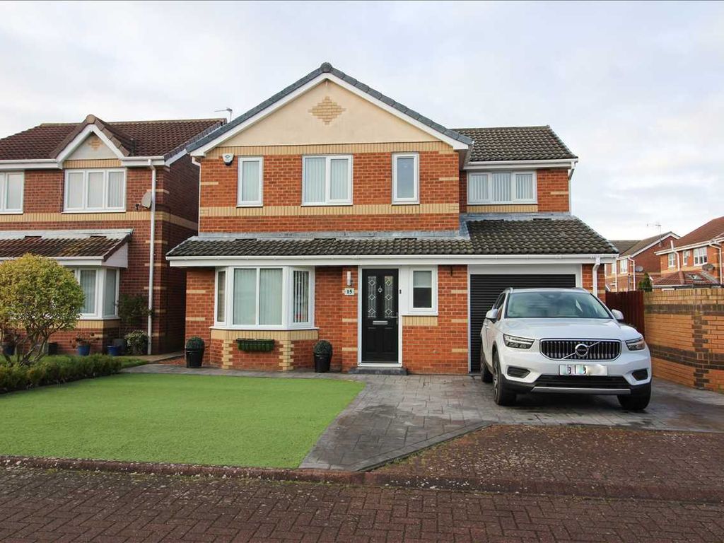4 bed detached house for sale in Delamere Crescent, Hartford Dale