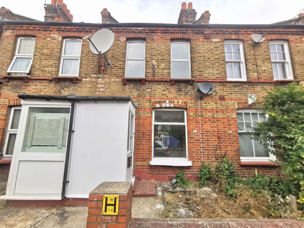 2 bed terraced house to rent in Moselle Avenue, Wood Green N22 Zoopla