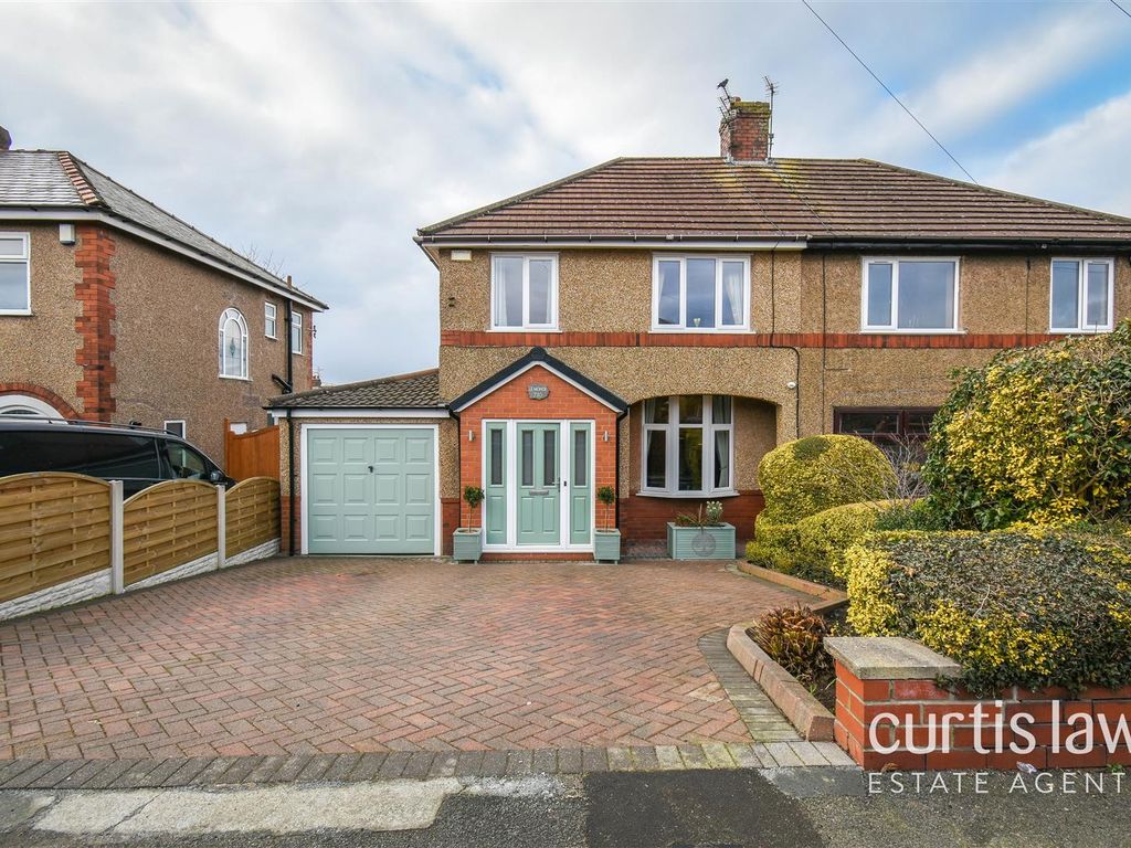 3 bed semidetached house for sale in Livesey Branch Road, Blackburn