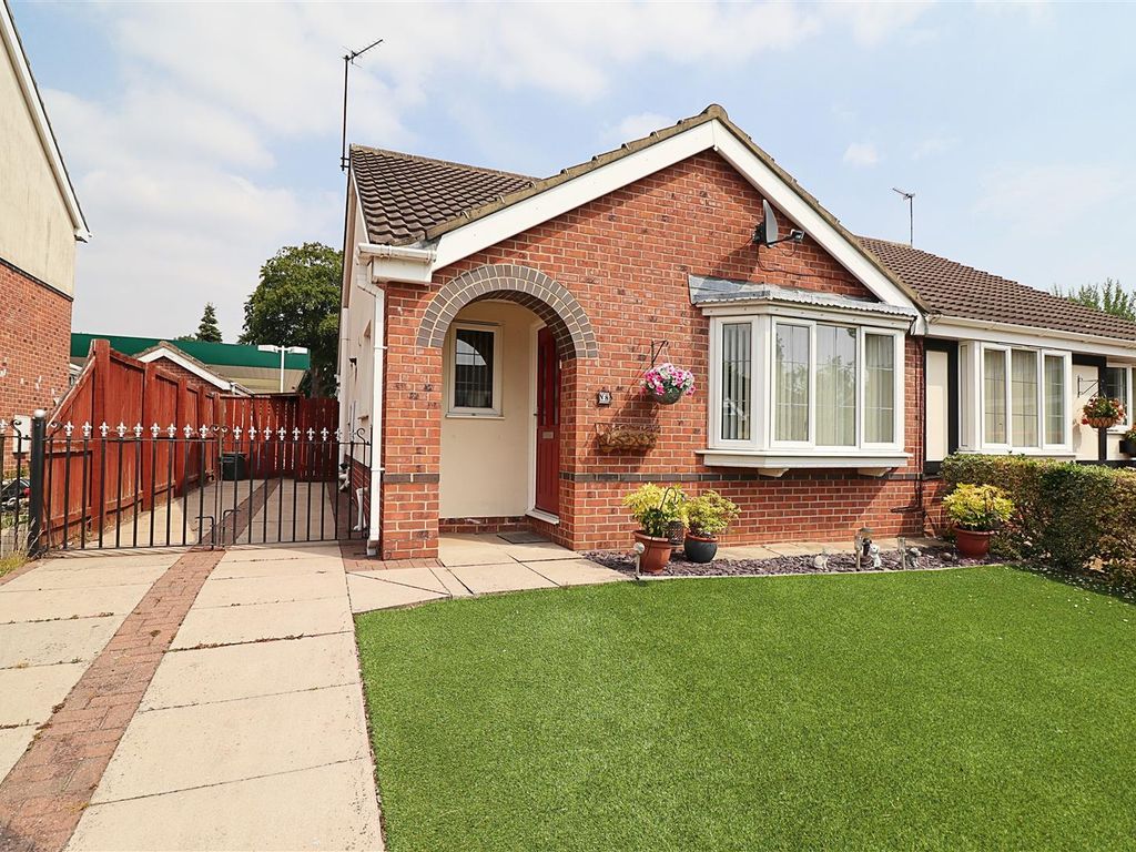 2 bed semidetached bungalow for sale in Legion Close, Brough HU15 Zoopla