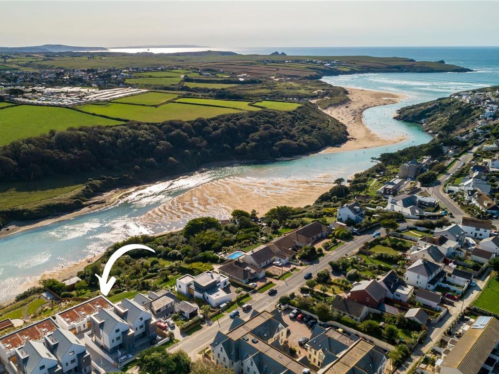 5 bed detached house for sale in Pentire Crescent, Newquay TR7, £
