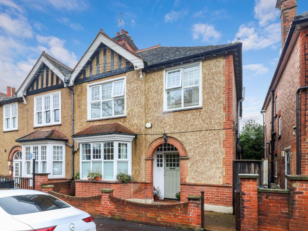 4 bed semidetached house for sale in Russell Avenue, St.Albans AL3, £