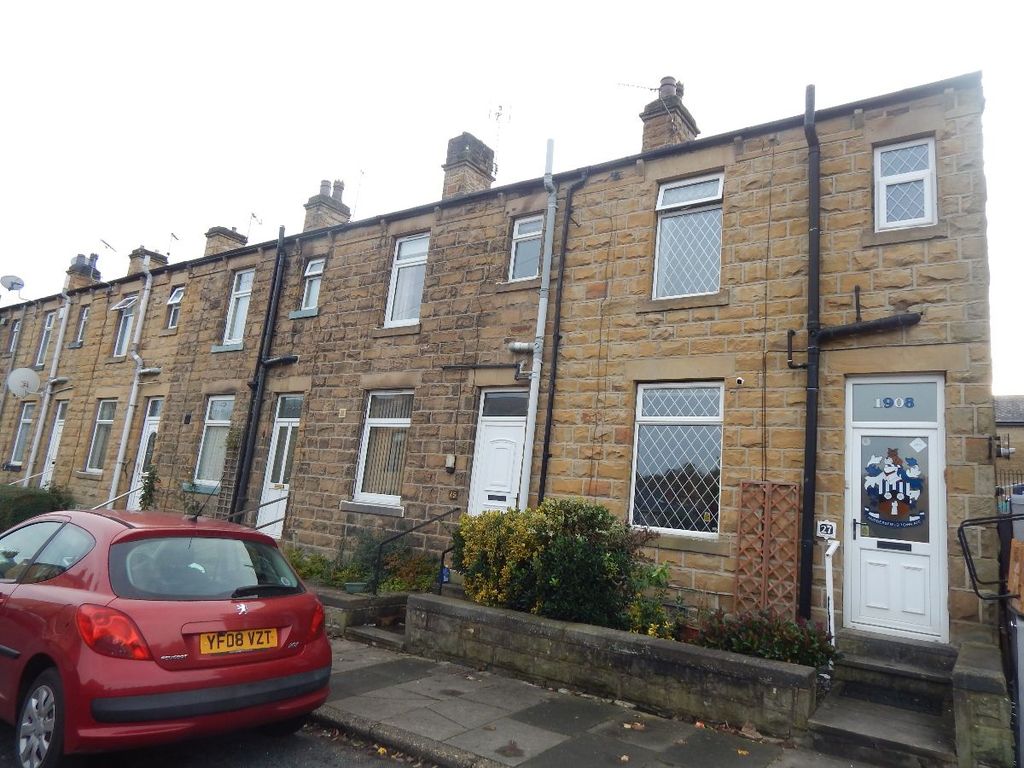 2 bed terraced house to rent in Amber Street, Batley WF17, £750 pcm