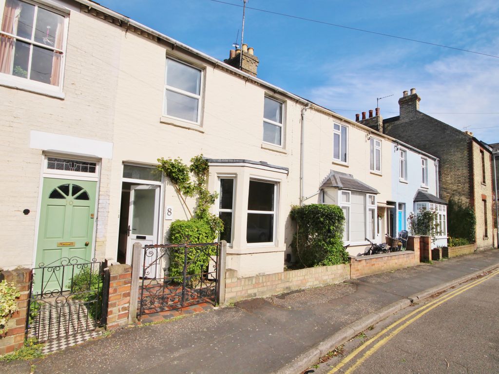 2 bed terraced house to rent in Alpha Road, Cambridge CB4, £1,700 pcm