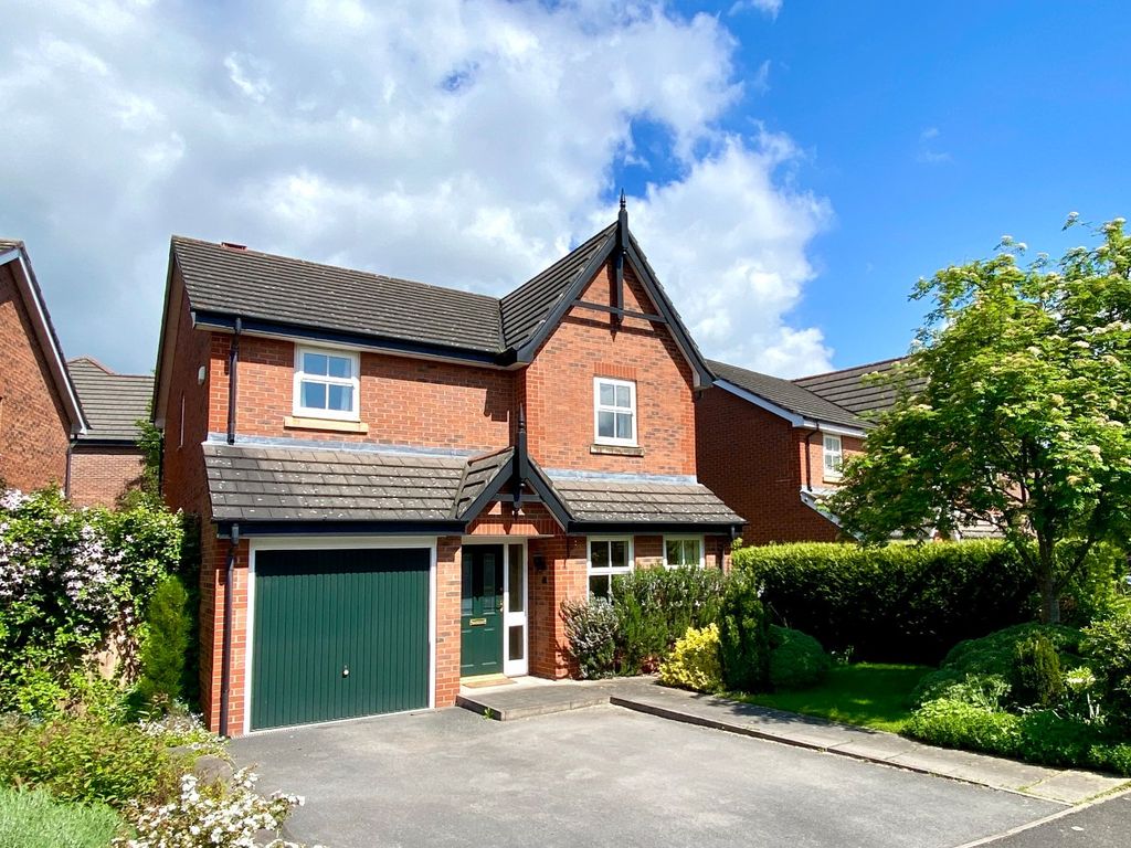 4 bed detached house for sale in Newland Way, Stapeley, Nantwich