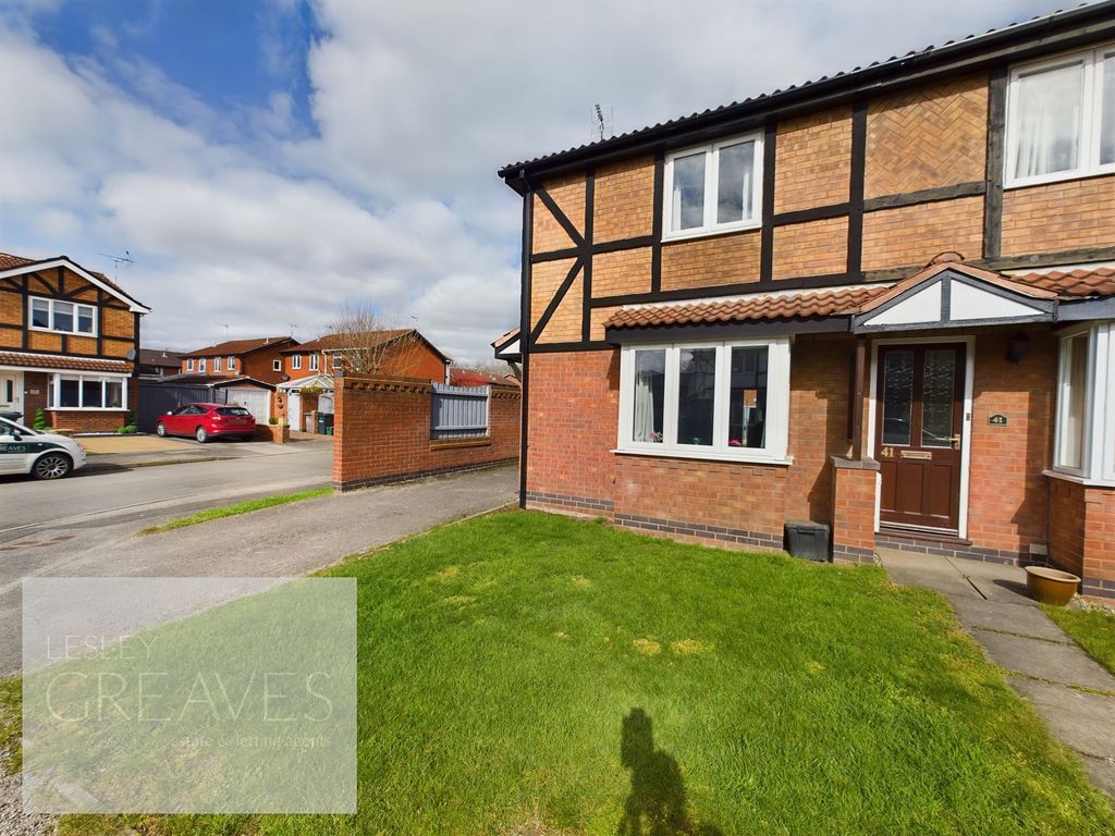 2 bed town house for sale in Stratford Close, Colwick, Nottingham NG4