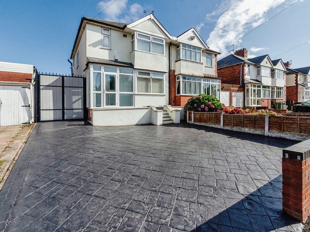 3 bed semidetached house for sale in Moseley Road, Bilston WV14, £