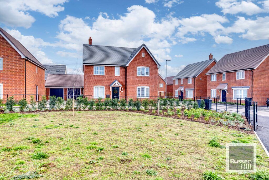 Enterprise Gardens, Hampden View, New Costessey NR5  