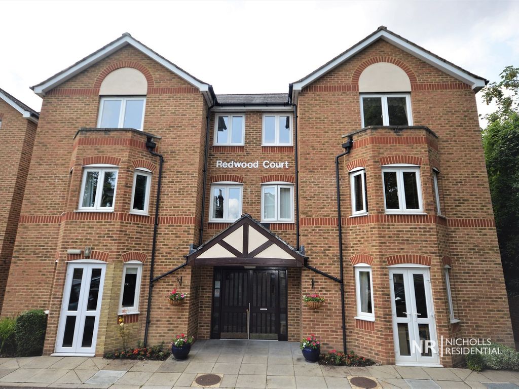 1 bed flat for sale in Epsom Road, Epsom, Surrey. KT17 Zoopla