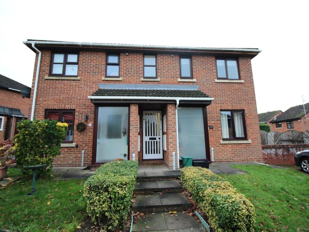 1 bed flat to rent in Portman Drive, Billericay CM12 Zoopla
