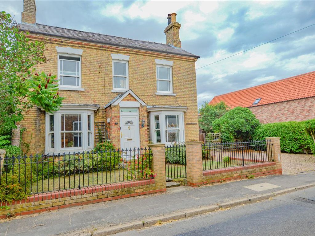 4 bed detached house for sale in Station Road, Helpringham, Sleaford