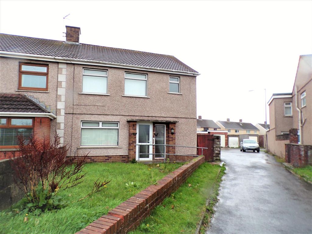 3 bed semidetached house for sale in Long Vue Road, Sandfields, Port