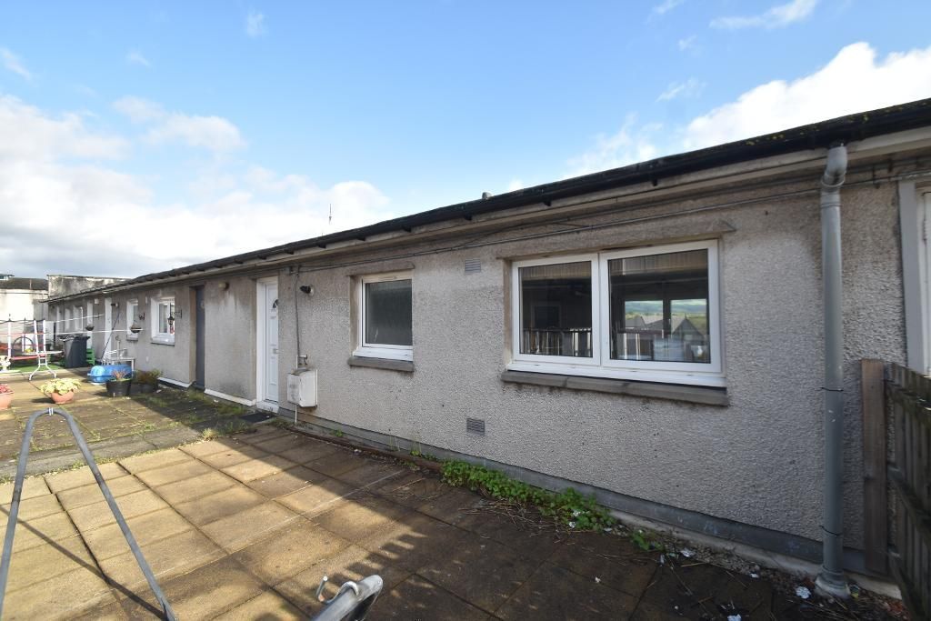 2 bed flat for sale in Cowgate, Kirkintilloch G66, £69,999 Zoopla