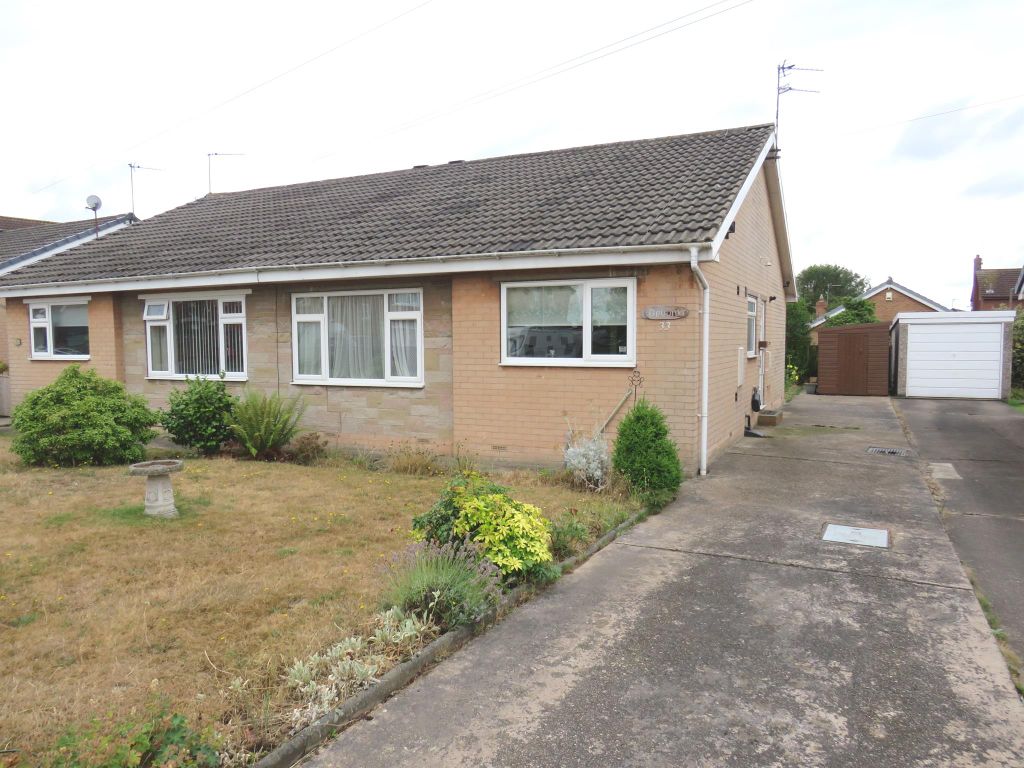 2 bed semidetached bungalow for sale in St. Marys Road, Dunsville, Doncaster DN7 Zoopla