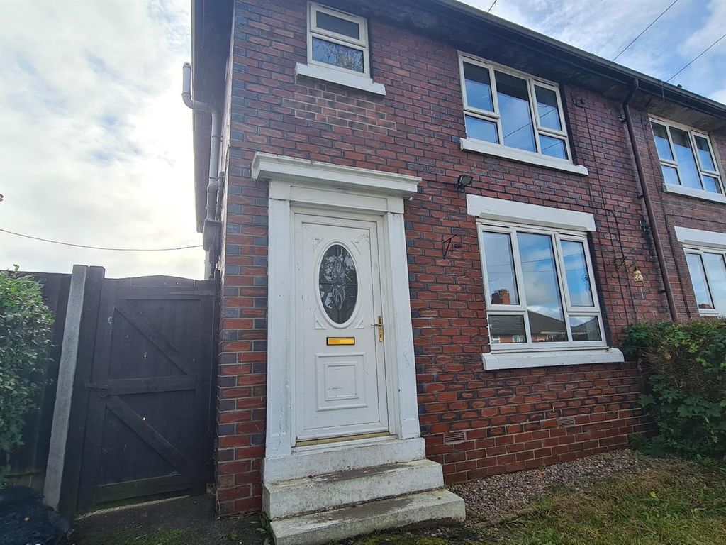 3 bed semidetached house for sale in Ballinson Road, Blurton, StokeOn