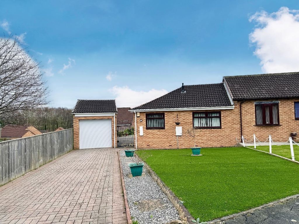 2 bed semidetached bungalow for sale in Beechers Grove, Newton