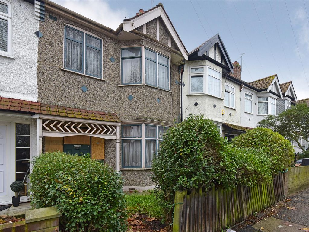 3 bed terraced house for sale in Canterbury Road, London E10 Zoopla