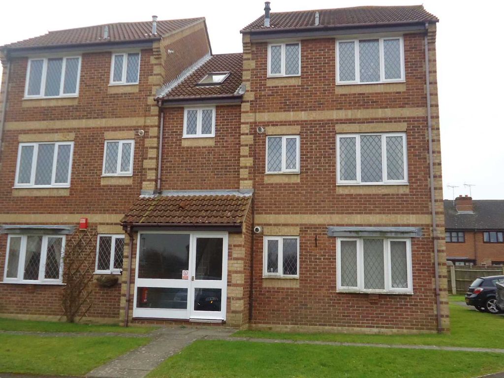 1 bed flat to rent in Satinwood Close, Middleton PO22 Zoopla