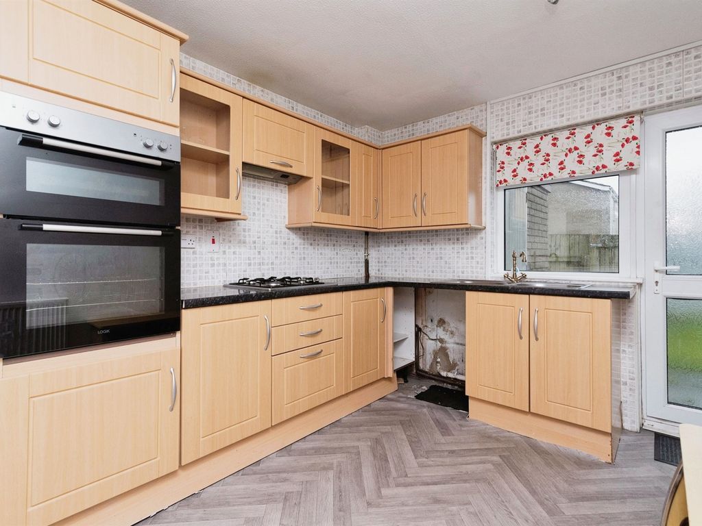 3 bed terraced house for sale in Pentwyn Terrace, Marshfield, Cardiff
