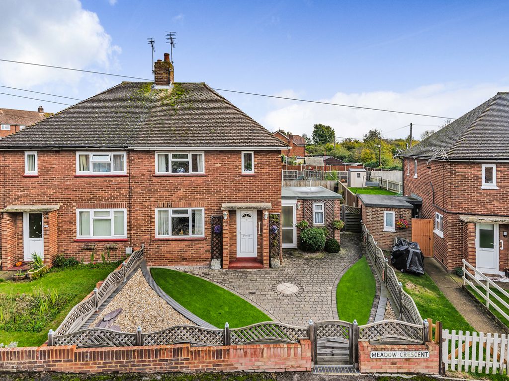 2 bed semidetached house for sale in Meadow Crescent, Upper Halling