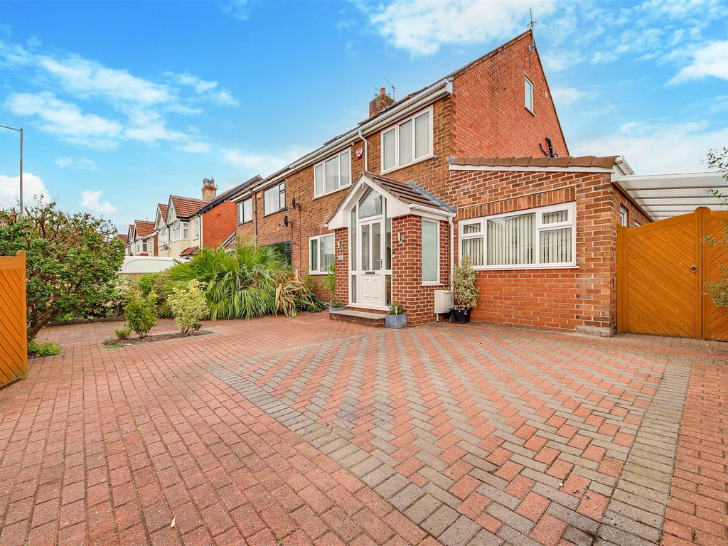 4 bed semidetached house for sale in Everton Road, Birkdale, Southport