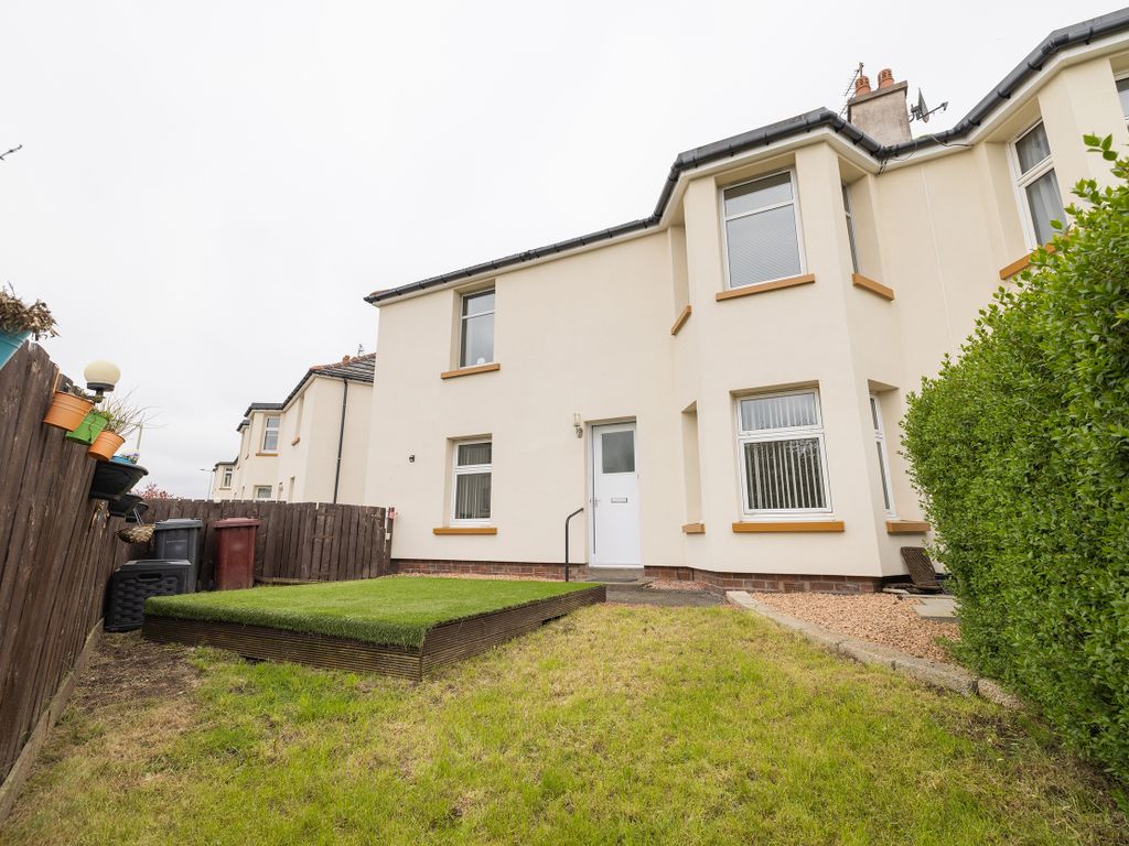 2 bed flat for sale in Gardner Street, Dundee DD3 Zoopla