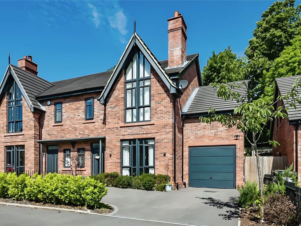 4 bed semidetached house for sale in Singleton Drive, Prestwich