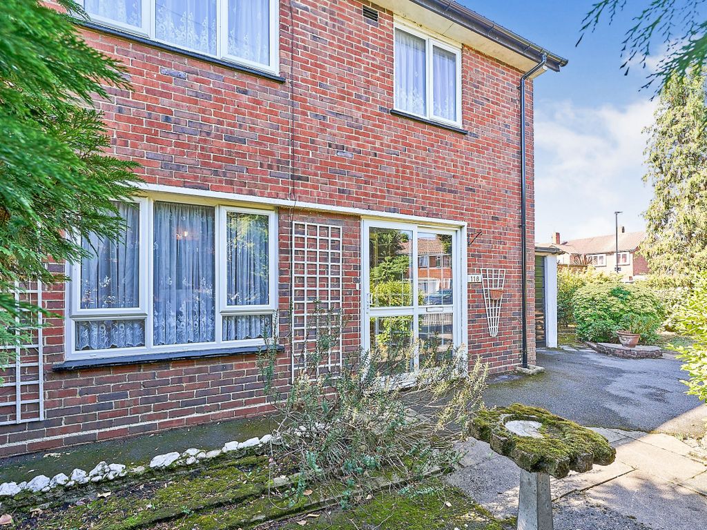 3 bed semidetached house for sale in Saxon Avenue, Feltham TW13 Zoopla