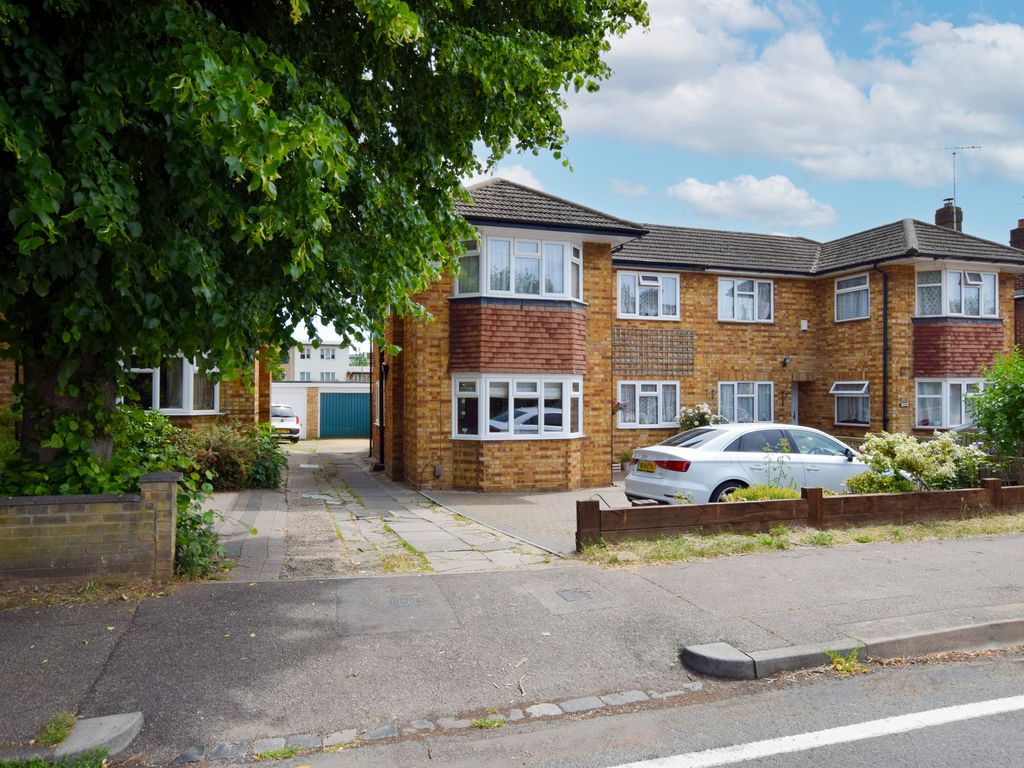 5 bed semidetached house to rent in Fairview Road, Stevenage SG1 Zoopla