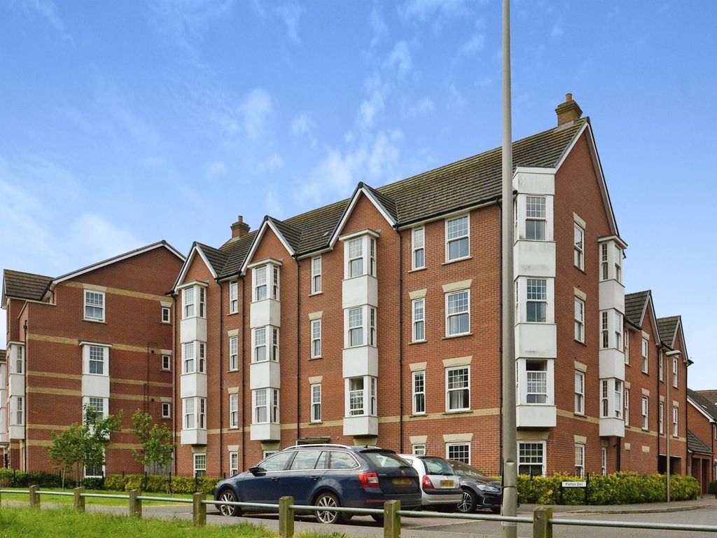 2 bed flat for sale in Fletton Dell, Woburn Sands, Milton Keynes MK17