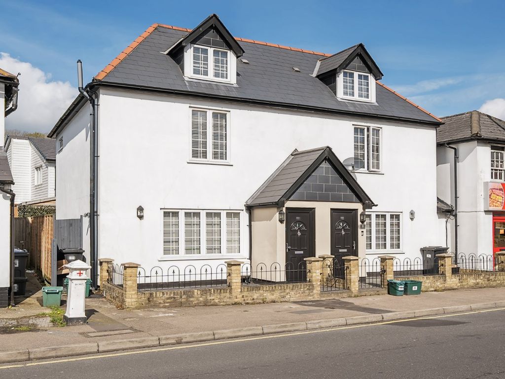3 bed semidetached house for sale in High Street, Green Street Green