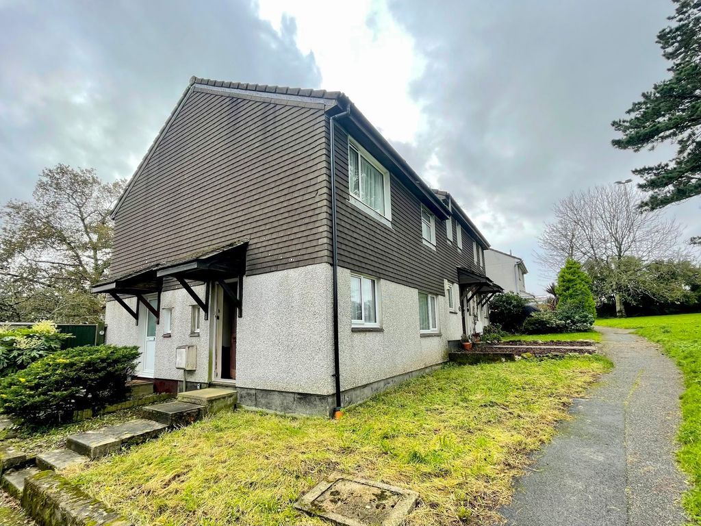 1 bed end terrace house for sale in Little Oaks, Penryn TR10, £165,000