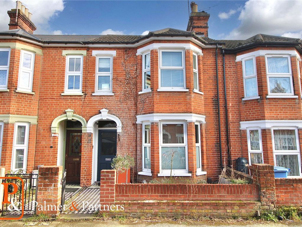 3 bed terraced house for sale in All Saints Road, Ipswich, Suffolk IP1