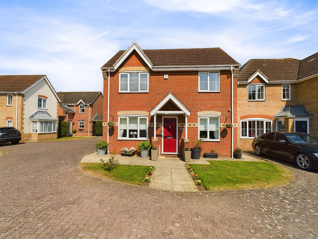 3 bed detached house for sale in Rochester Close, Bracebridge Heath