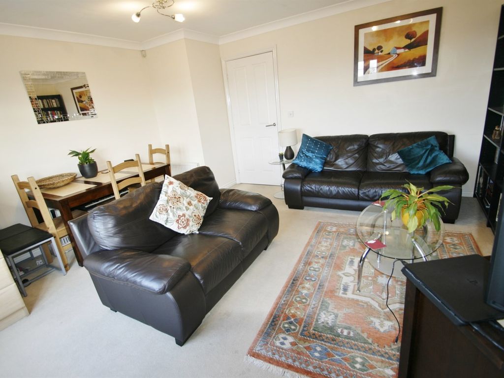 2 bed flat to rent in Cosgrove Court, The Ministry, Benton, Newcastle