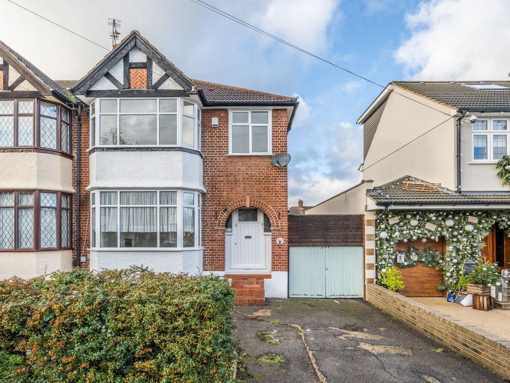 3 bed end terrace house to rent in Woodside Avenue, Chislehurst BR7