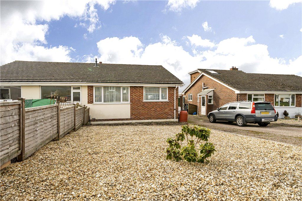 2 bed bungalow for sale in Woodbury Park, Axminster, Devon EX13 Zoopla