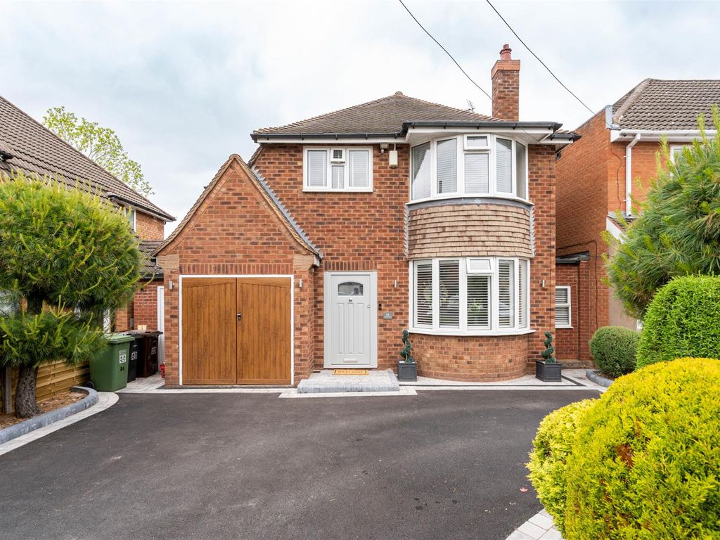 4 bed detached house for sale in St. Gerards Road, Shirley, Solihull