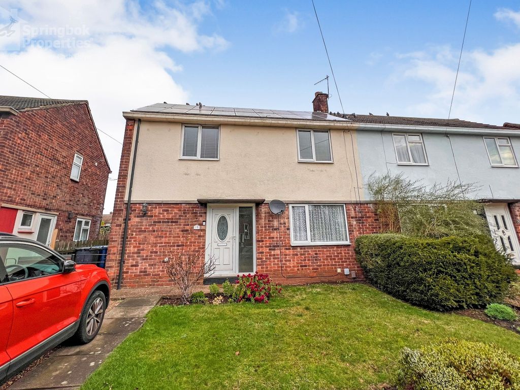 3 bed semidetached house for sale in Stowe Avenue, West Bridgford