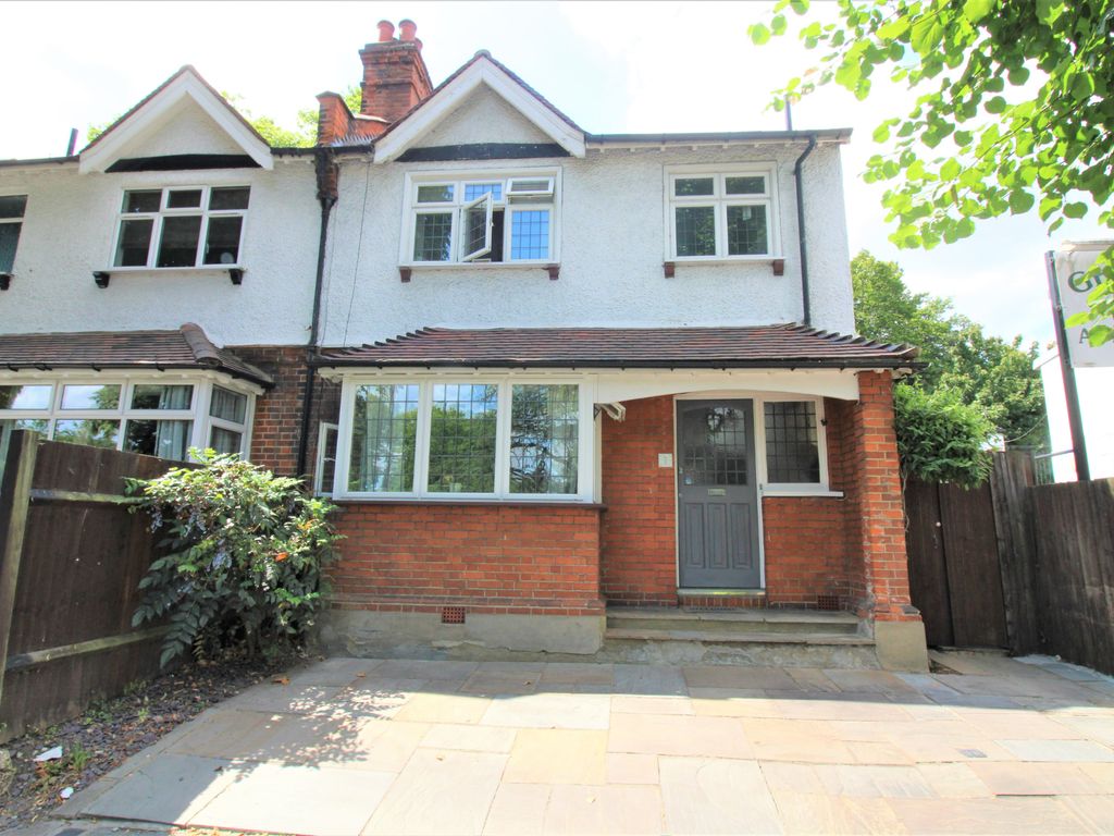 3 bed semidetached house for sale in Cecil Road, Enfield EN2 Zoopla