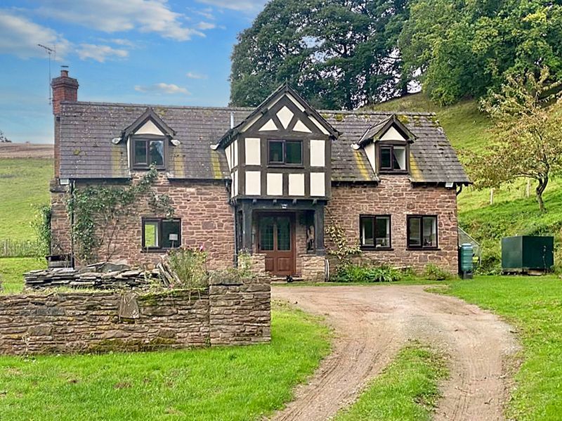 2 bed barn conversion for sale in Upper Hill, Leominster HR6, £485,000