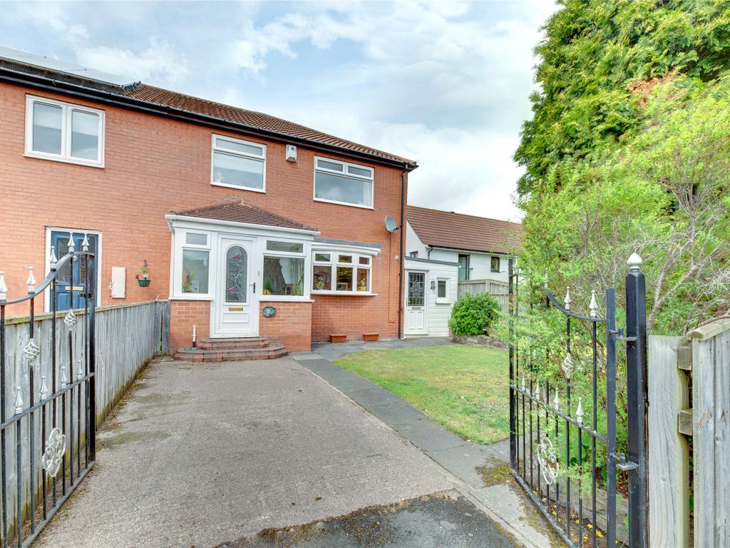 3 bed end terrace house for sale in Telford Close, Backworth, Newcastle