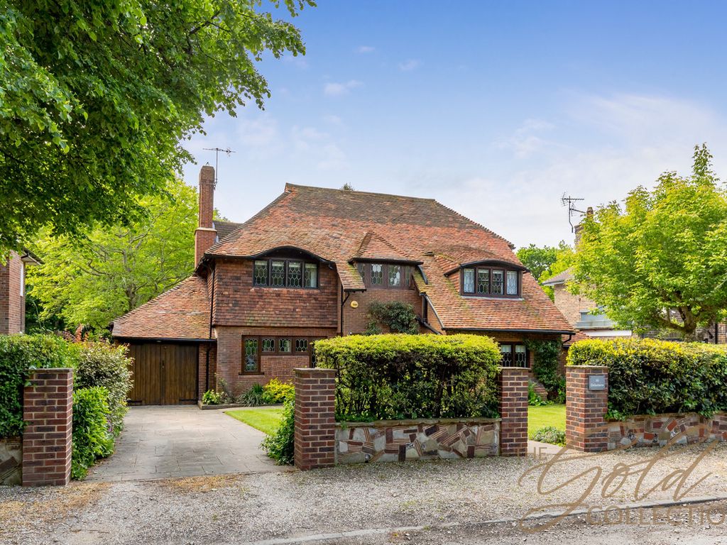 4 bed detached house for sale in Fourth Avenue, Worthing BN14 Zoopla